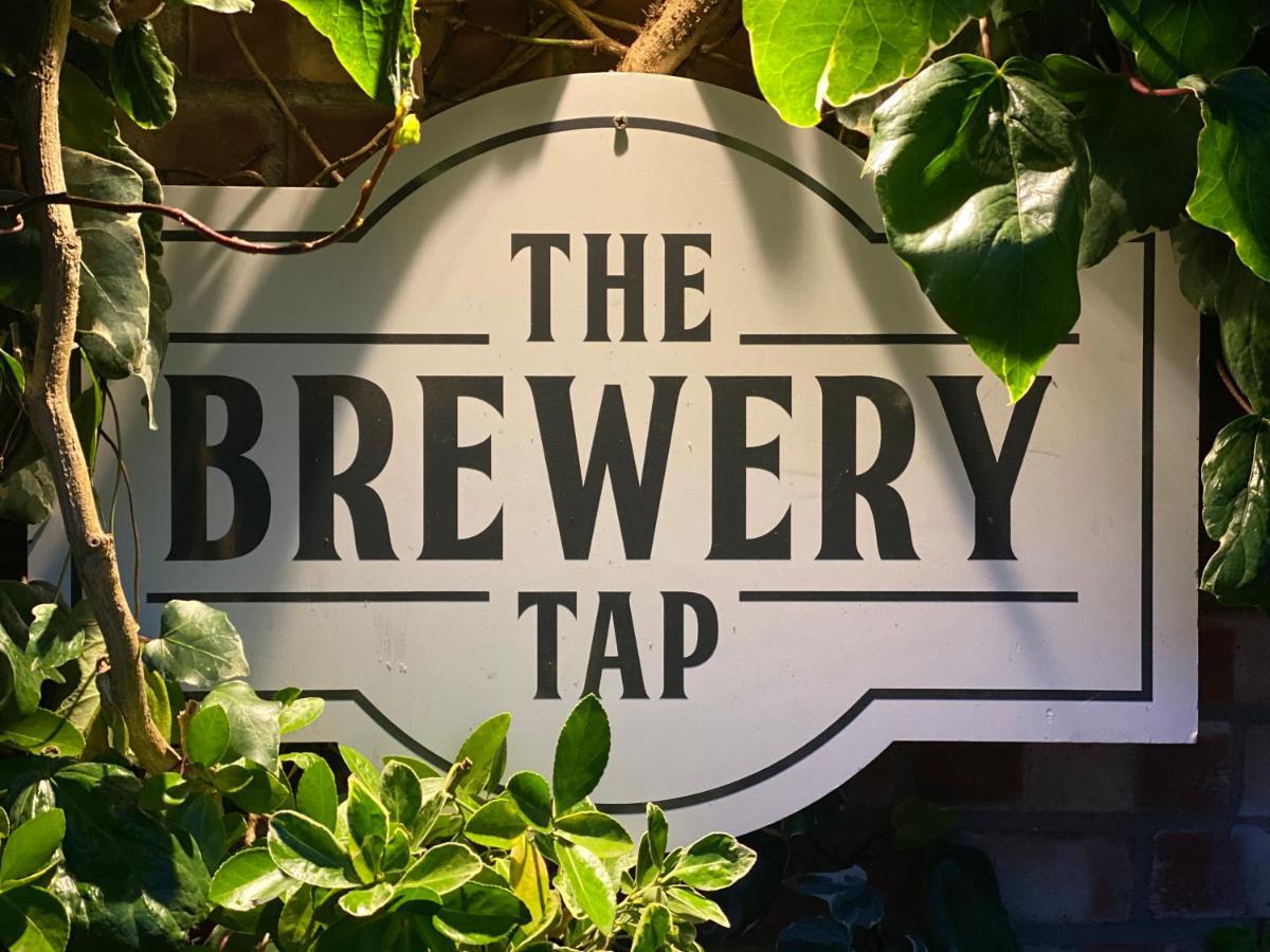 Отель The Brewery Tap Абингдон Экстерьер фото